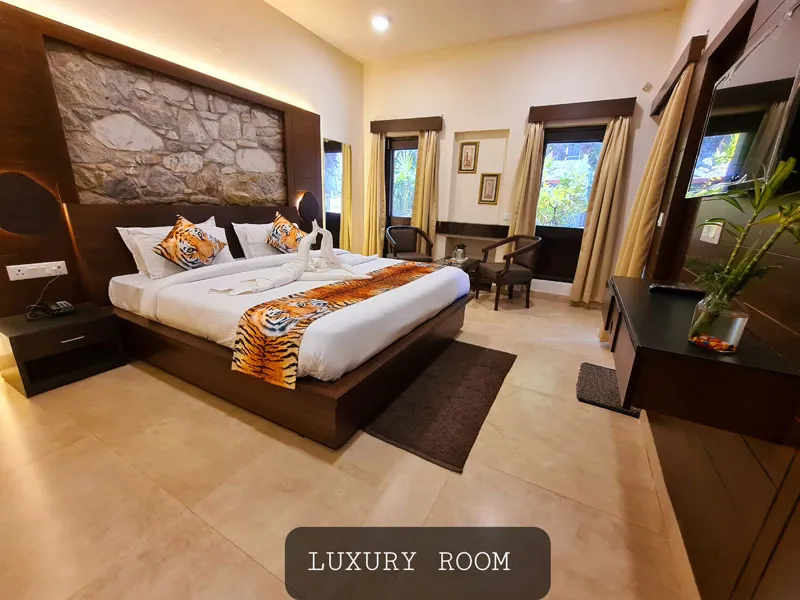 Corbett Suman Grand-Luxury Room