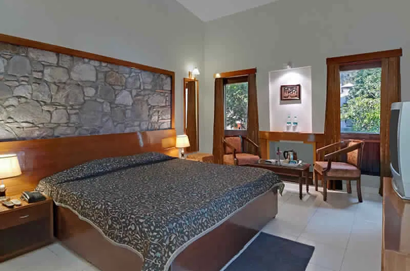 Corbett Suman Grand-Luxury Room